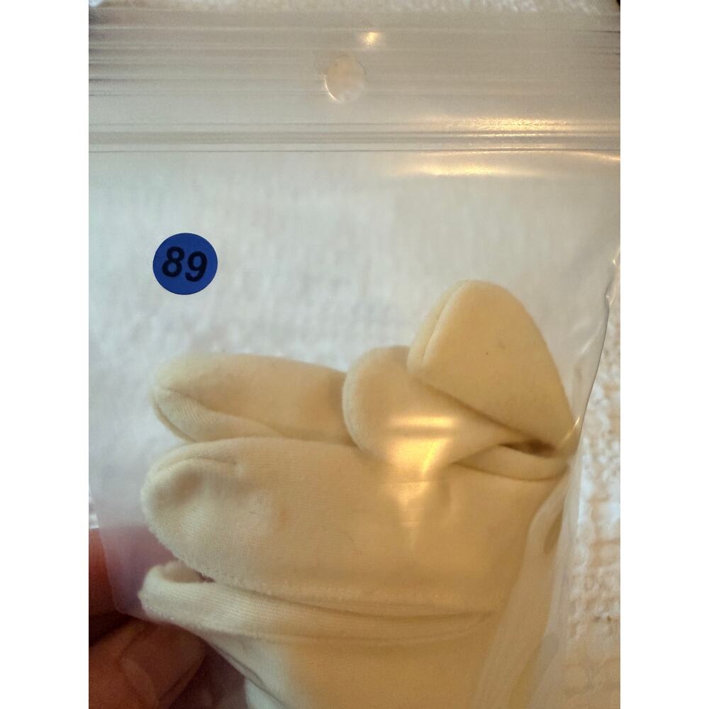 Vintage Cream Dress Gloves Women’s Scalloped Cuff Embroidered Bow Formal - Picture 14 of 14